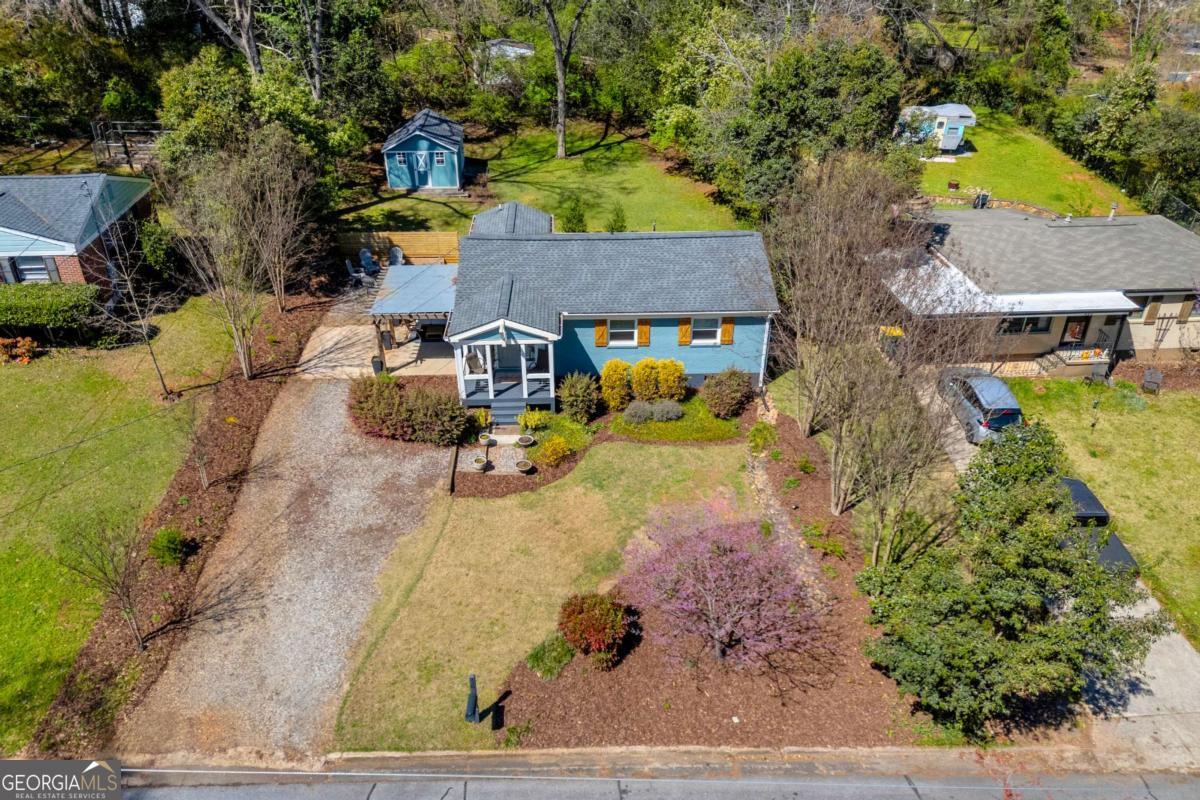 330 Pine Needle Road