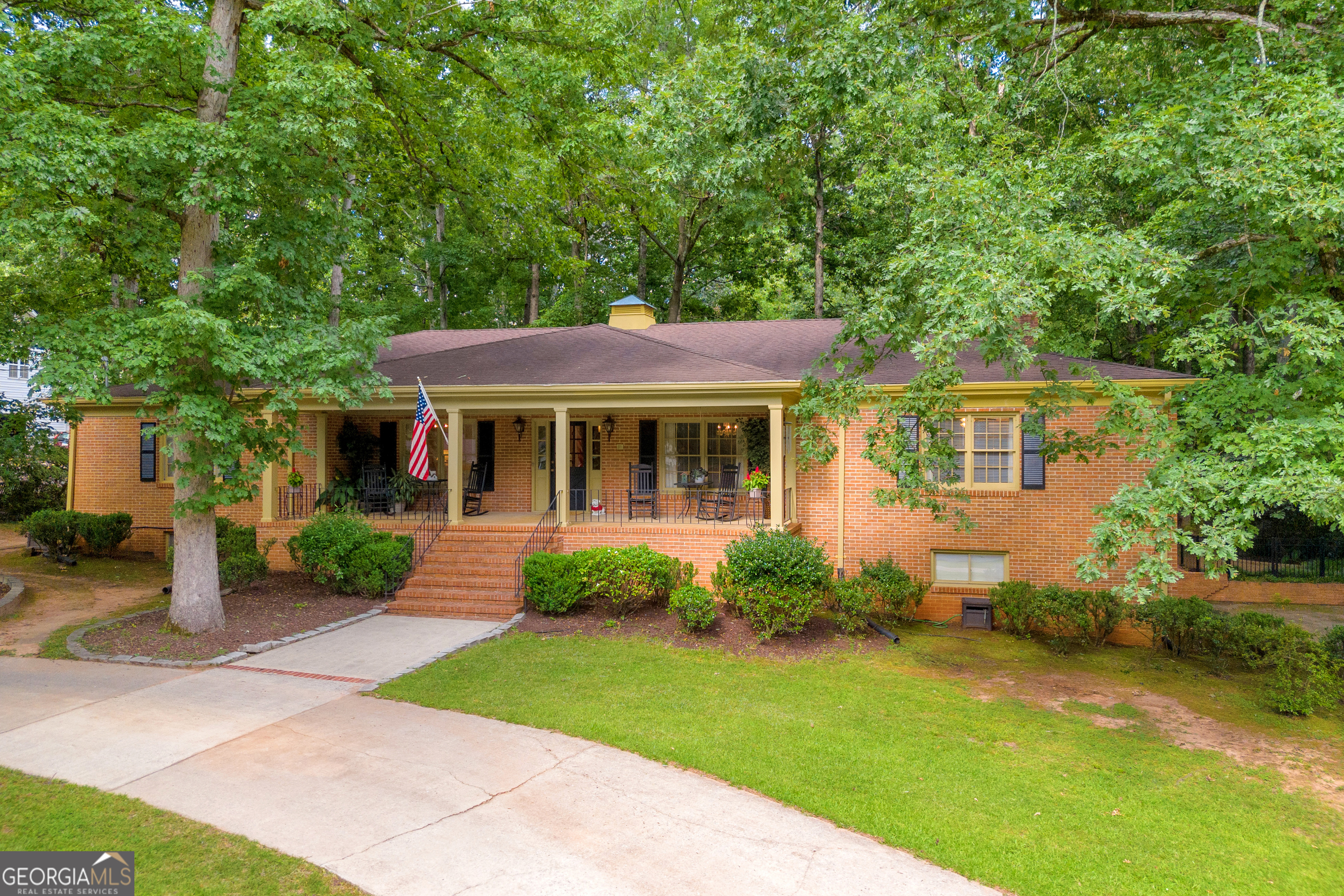 155 Devereux Drive