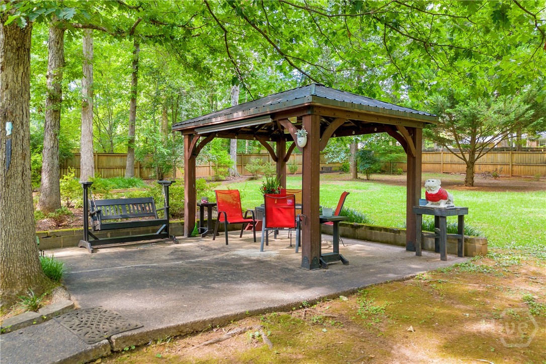 155 Devereux Drive