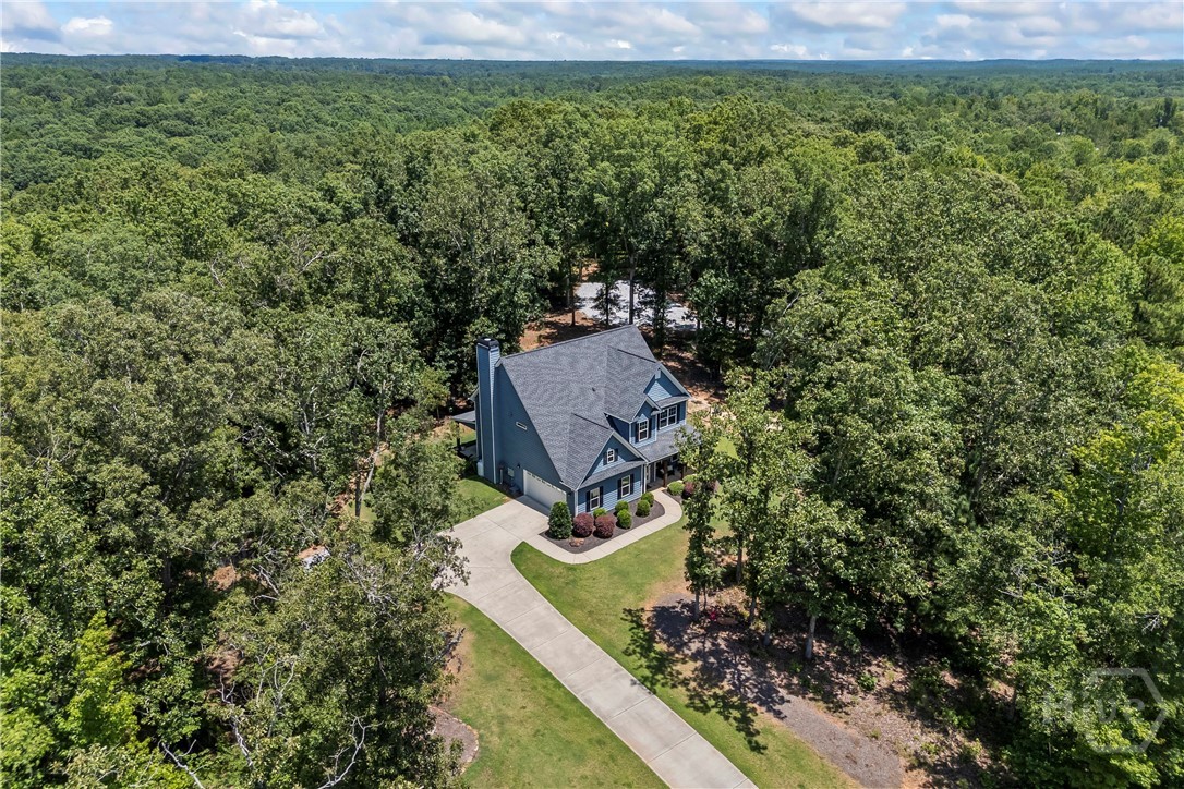 211 Blackthorn Road