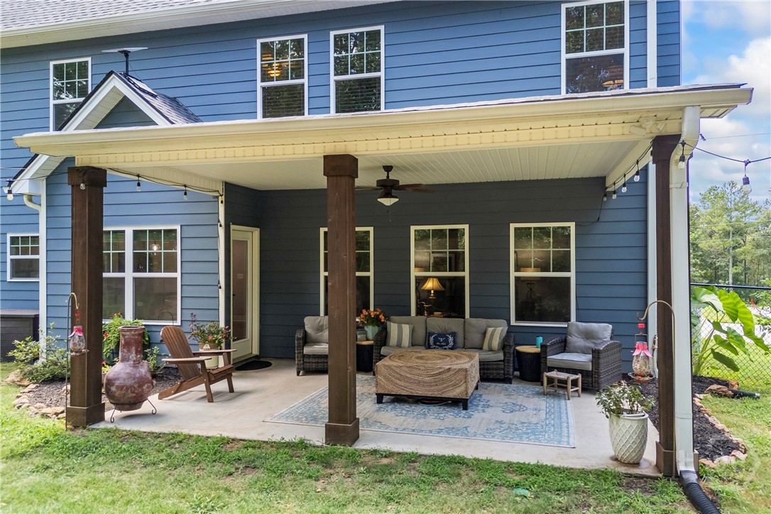 211 Blackthorn Road