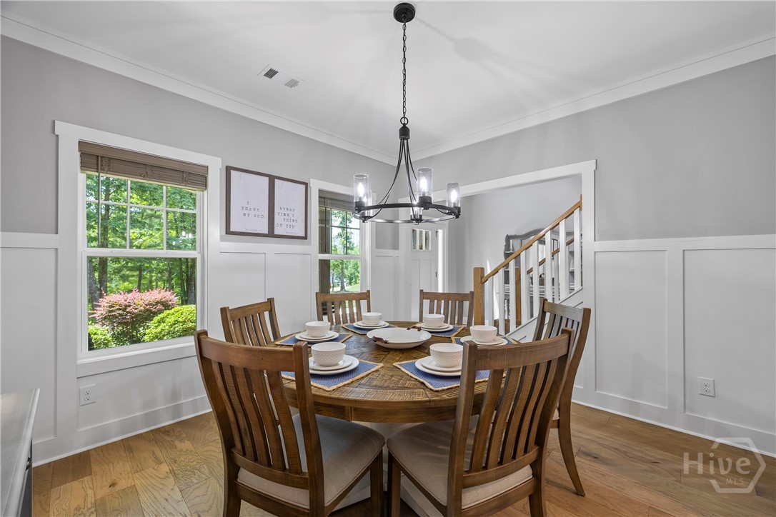 211 Blackthorn Road