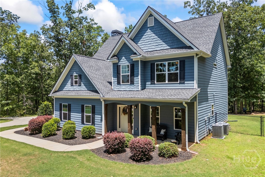 211 Blackthorn Road