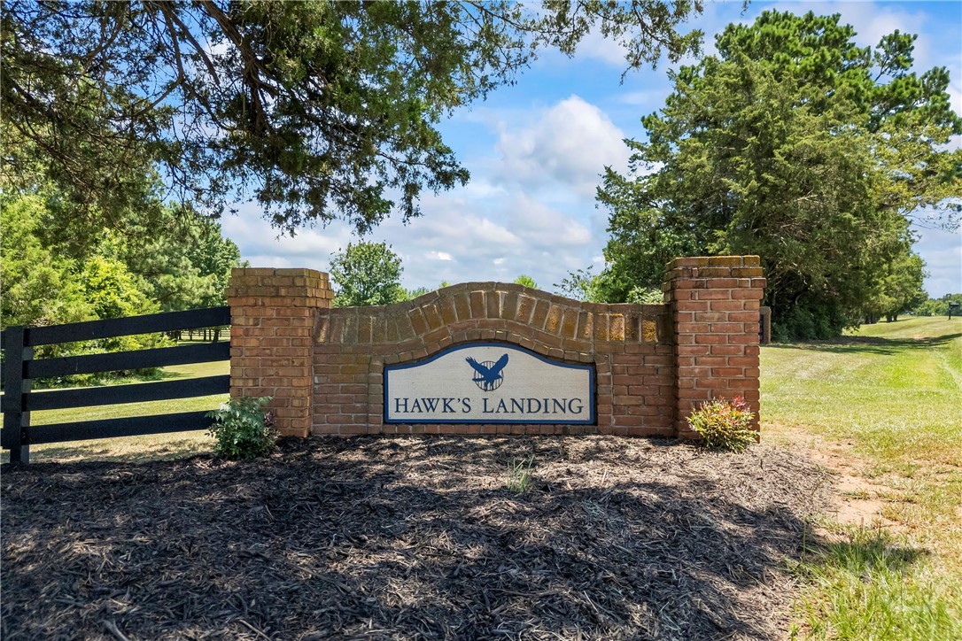 211 Blackthorn Road