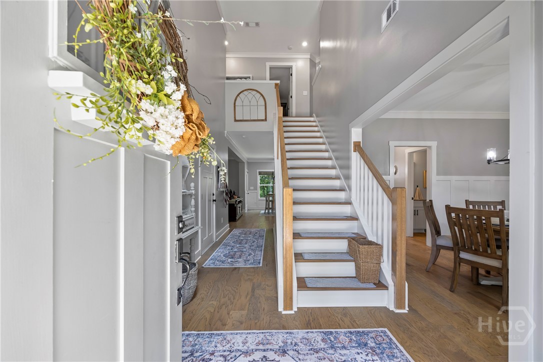211 Blackthorn Road