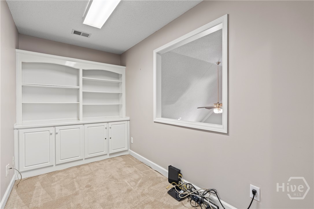 30 Joe Lee Drive