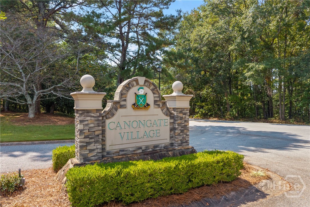 30 Joe Lee Drive