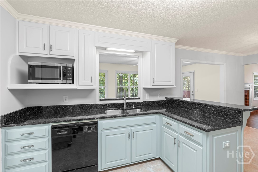 30 Joe Lee Drive