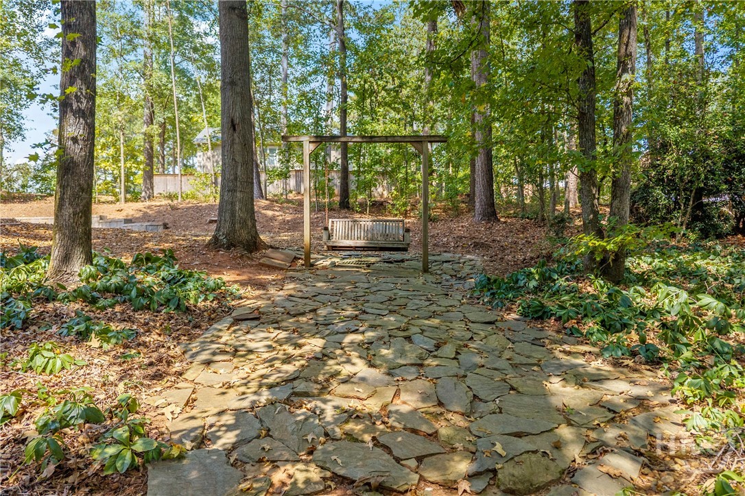 30 Joe Lee Drive
