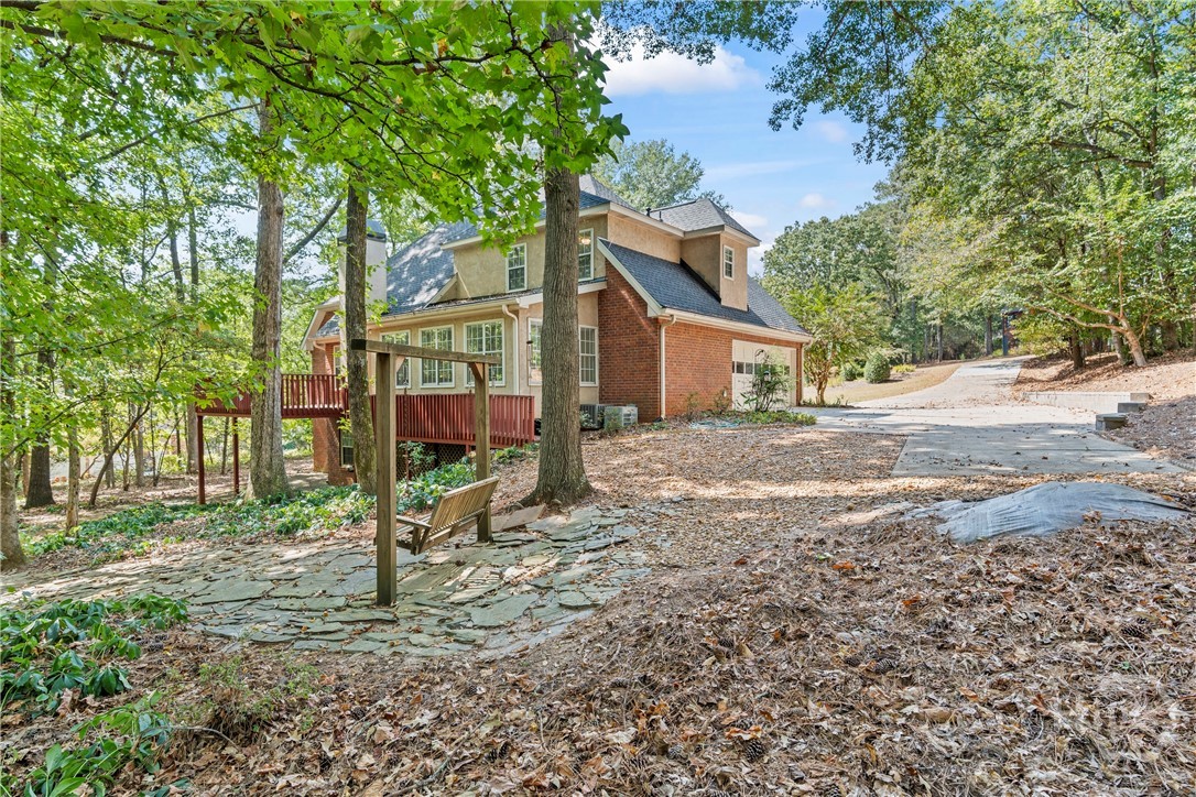30 Joe Lee Drive