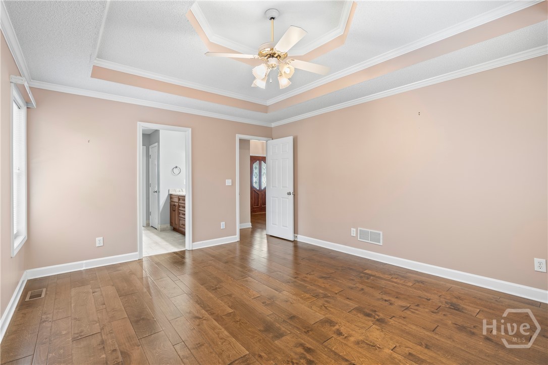30 Joe Lee Drive