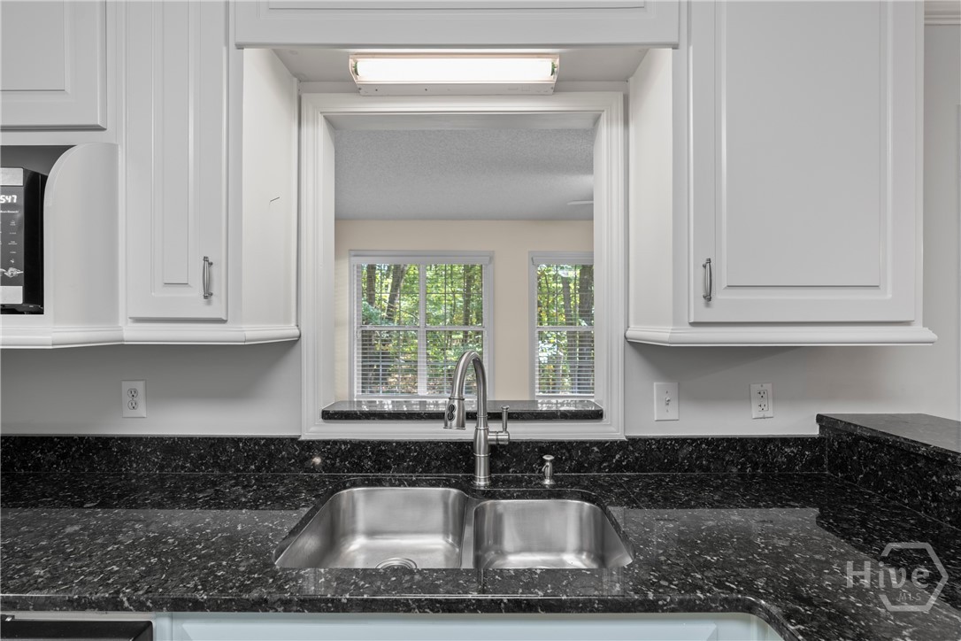 30 Joe Lee Drive