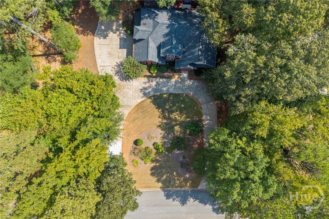 30 Joe Lee Drive