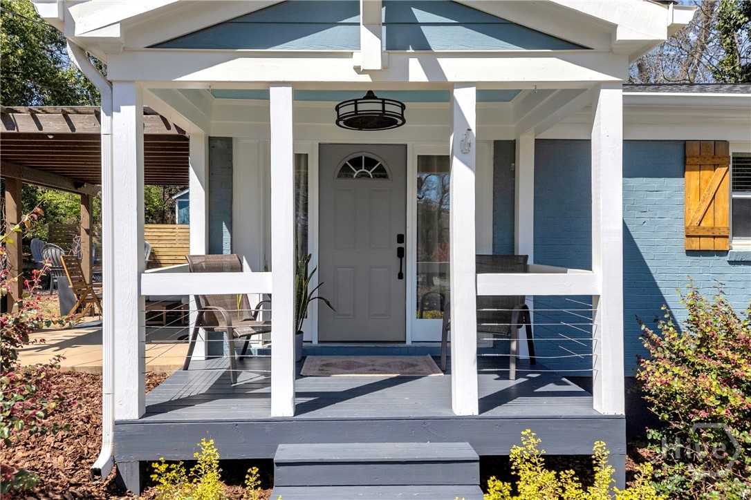 330 Pine Needle Road