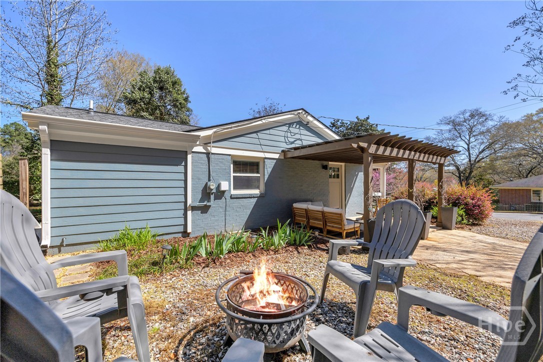 330 Pine Needle Road