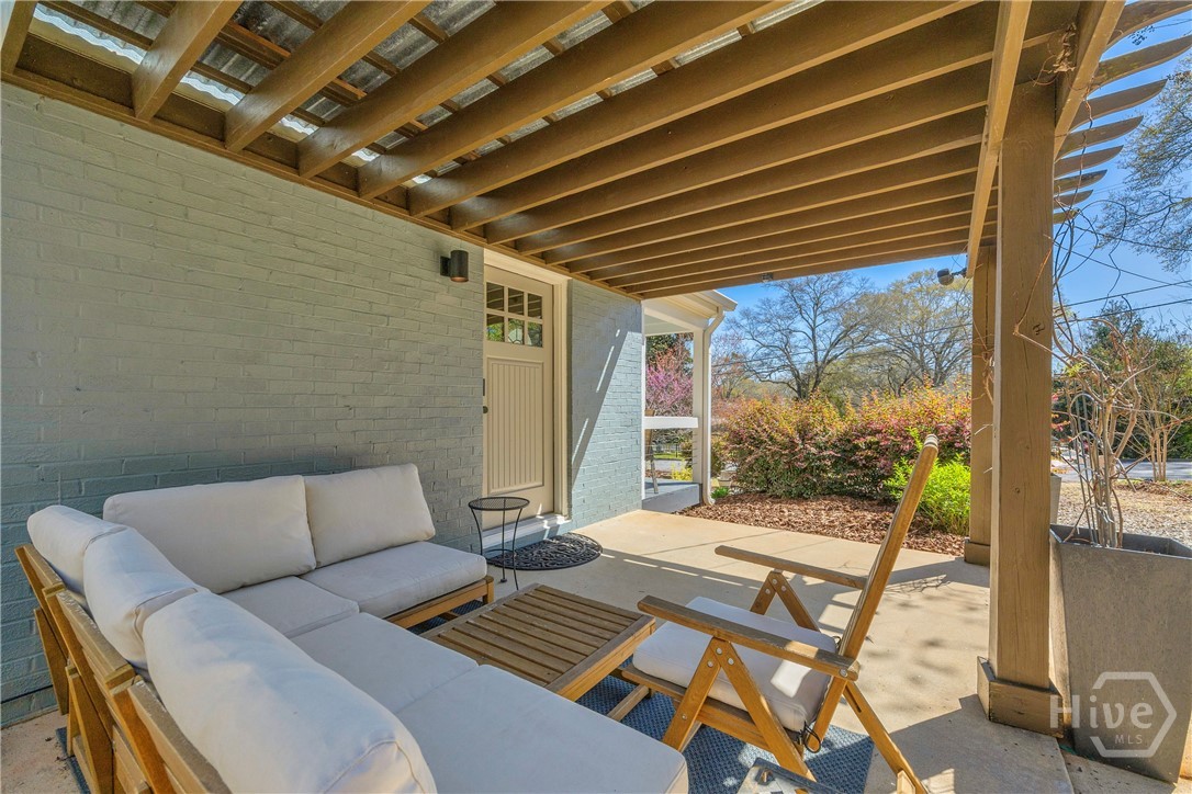 330 Pine Needle Road