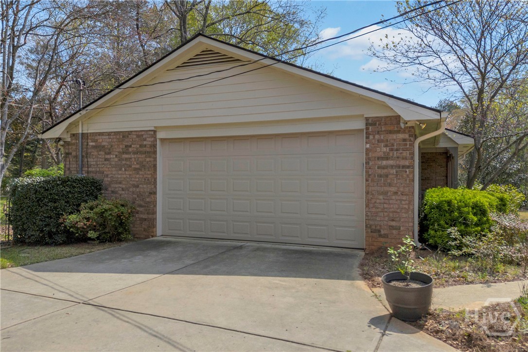 1330 Crooked Creek Road