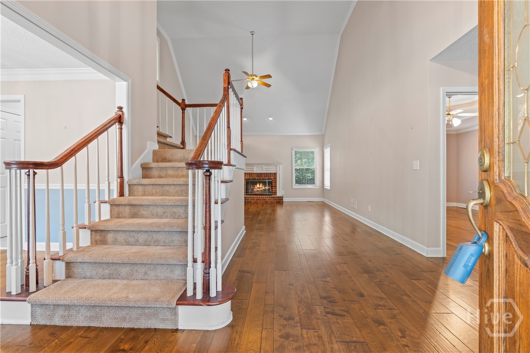 30 Joe Lee Drive
