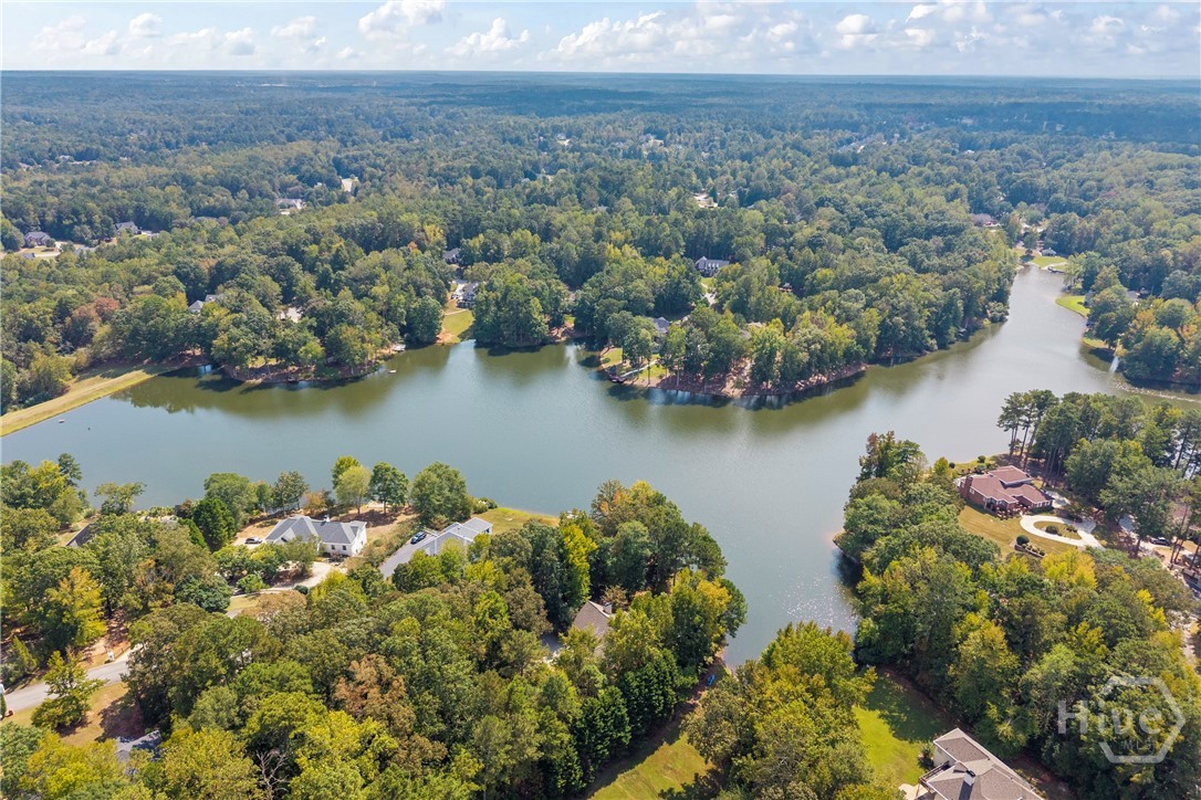 30 Joe Lee Drive