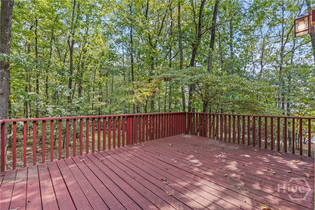 30 Joe Lee Drive