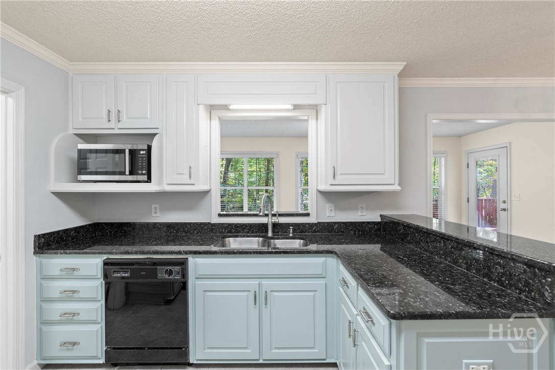 30 Joe Lee Drive