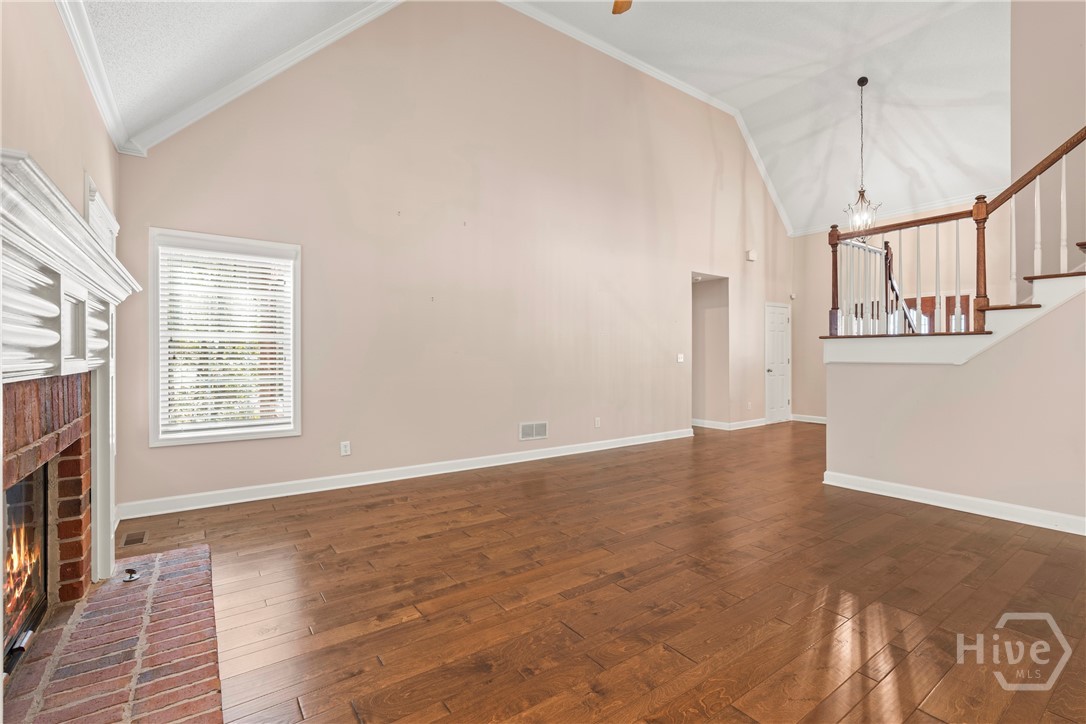 30 Joe Lee Drive