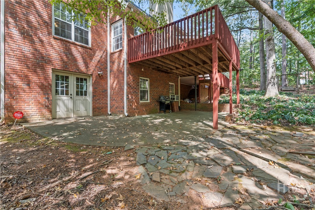 30 Joe Lee Drive