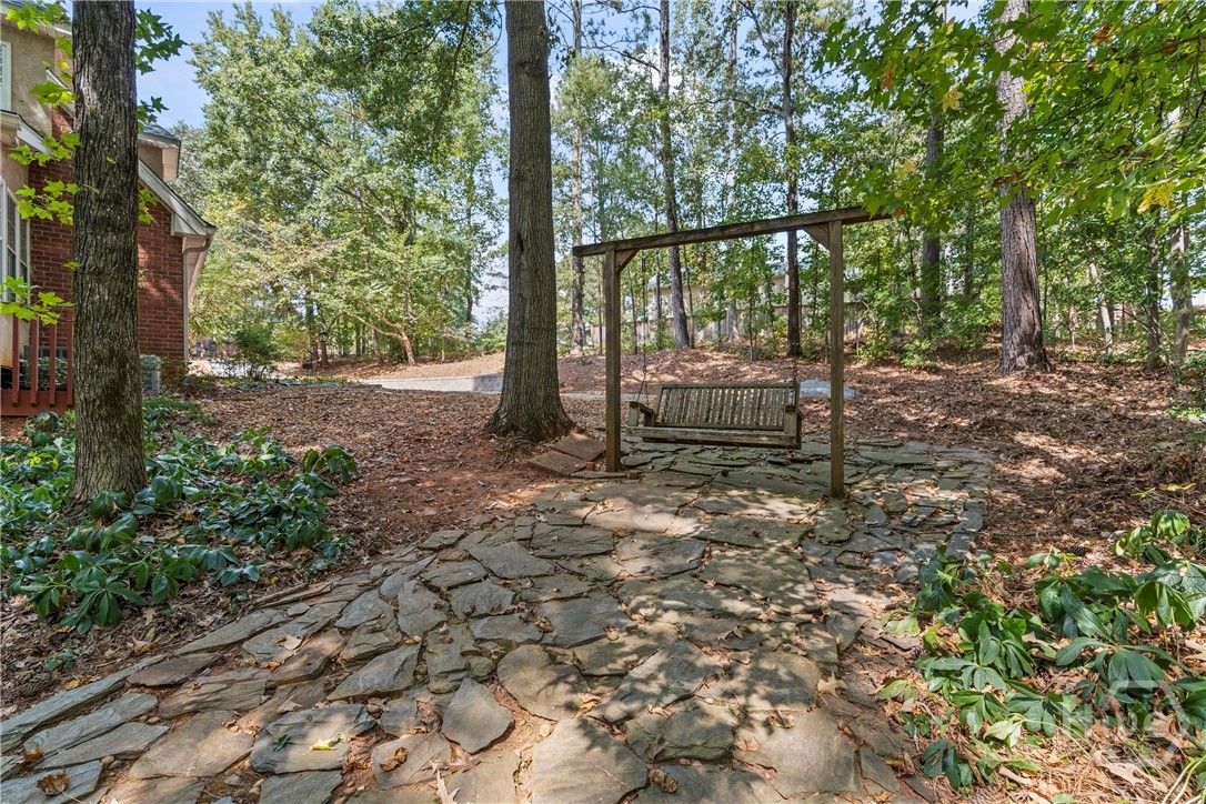 30 Joe Lee Drive