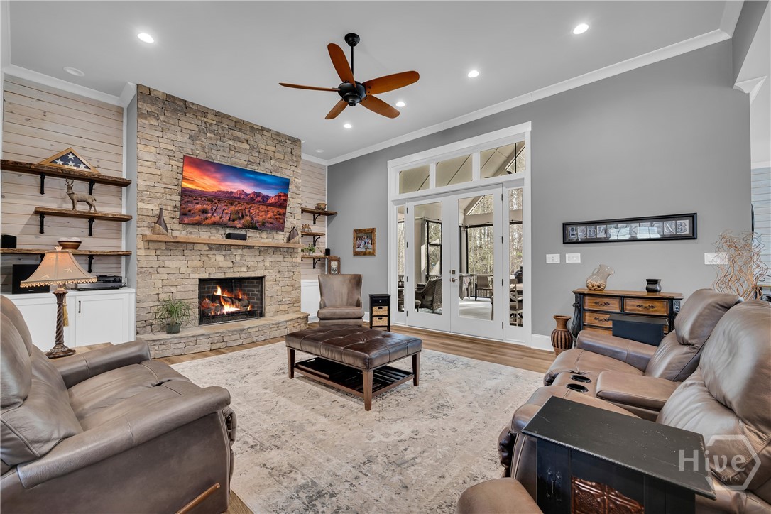 2499 River's Edge Drive