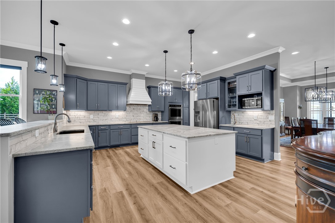 2499 River's Edge Drive