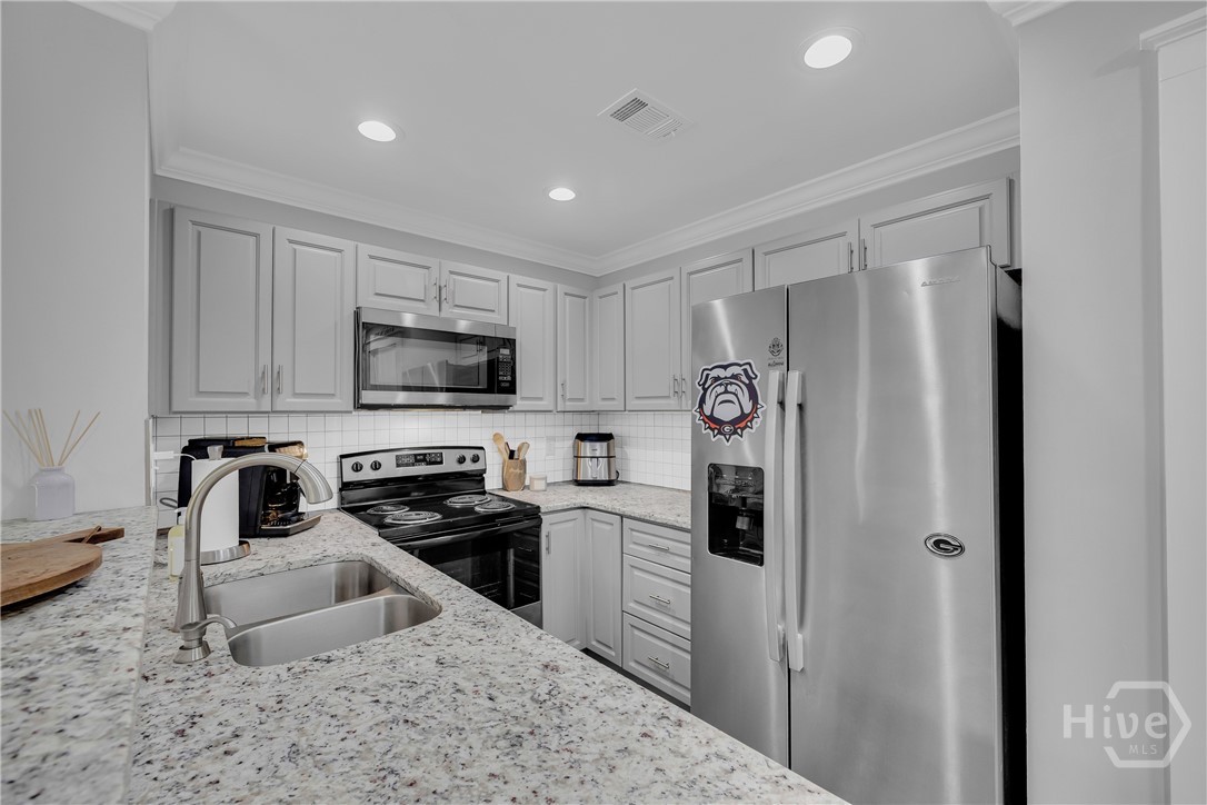490 Barnett Shoals Road 814