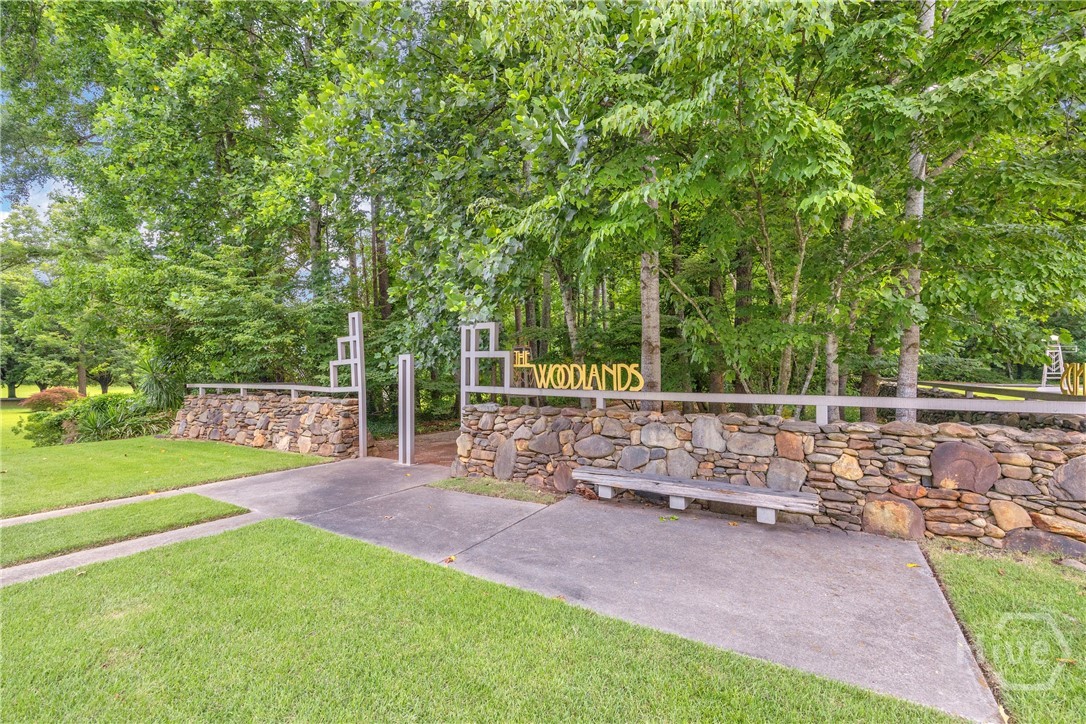 490 Barnett Shoals Road 814
