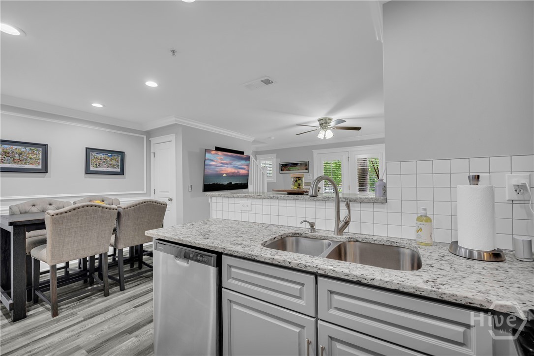 490 Barnett Shoals Road 814