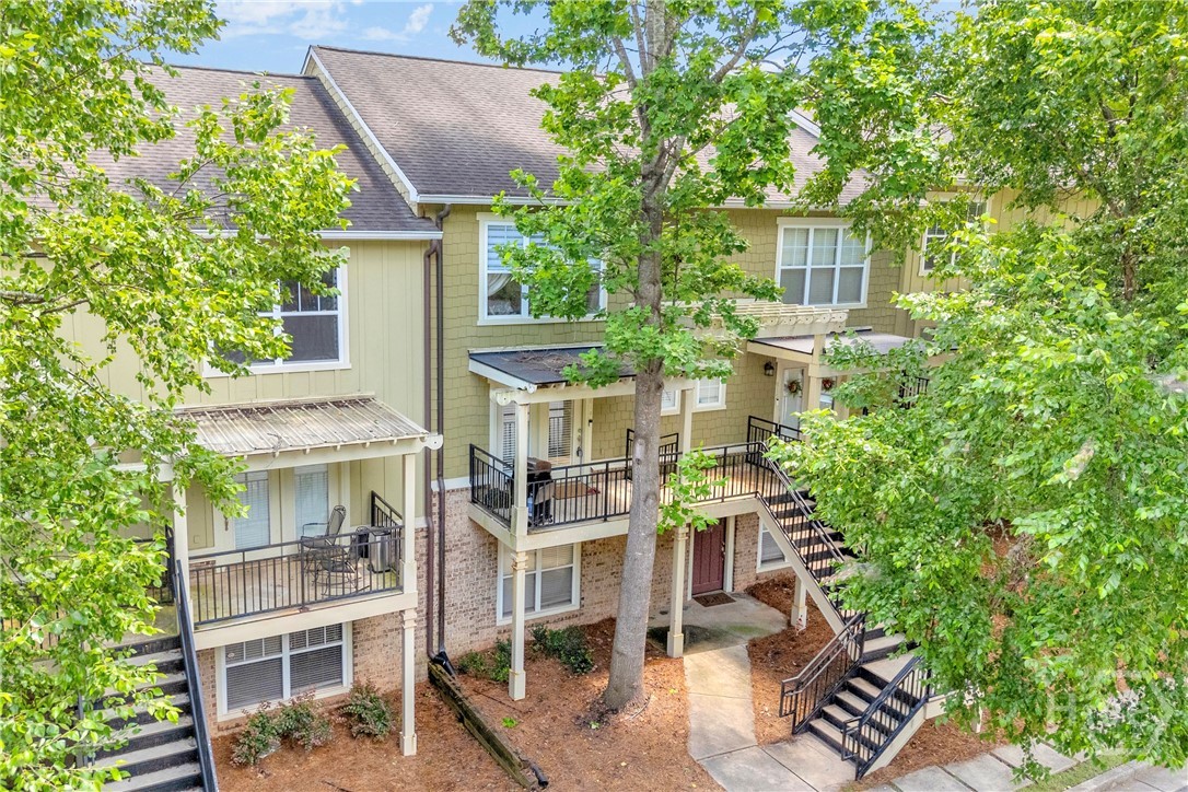 490 Barnett Shoals Road 814