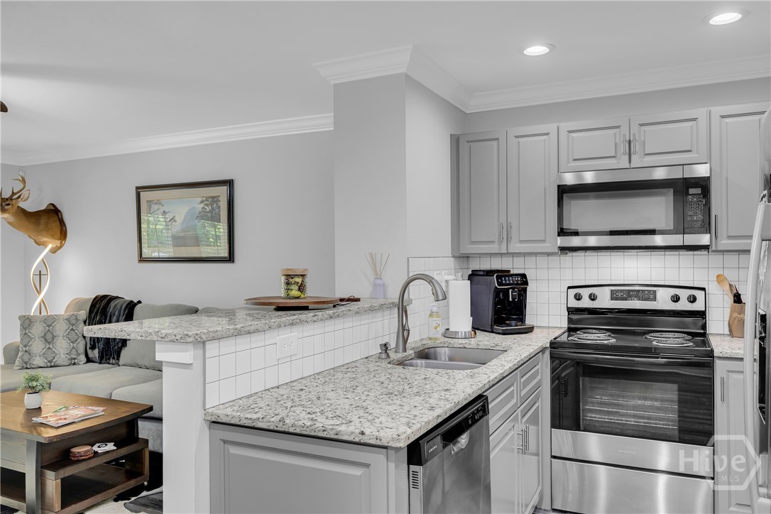 490 Barnett Shoals Road 814