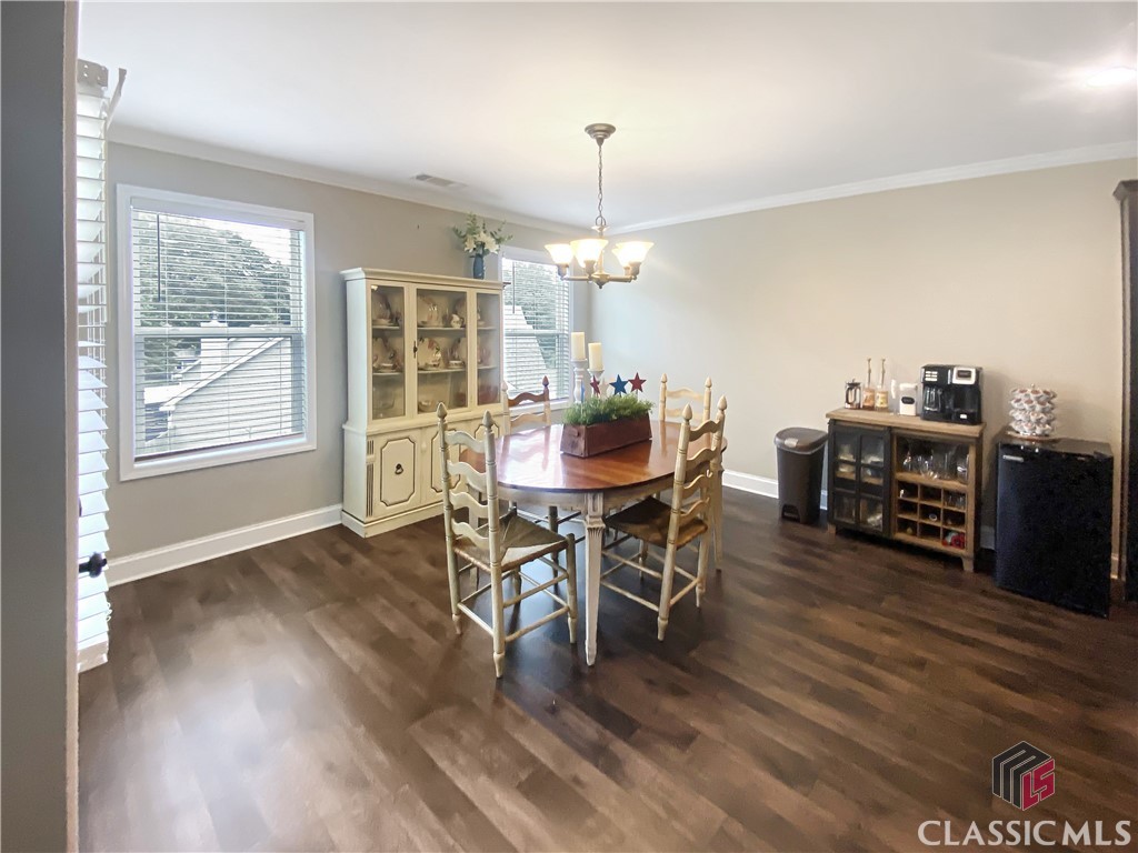 1238 Oak Springs Way