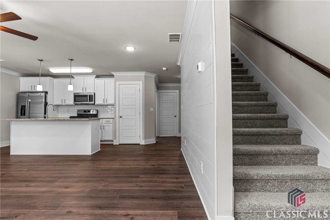 2865 Riverbend Road