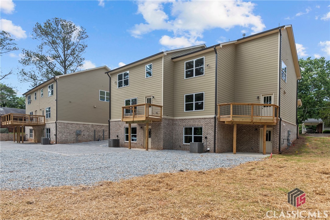 2855 Riverbend Road