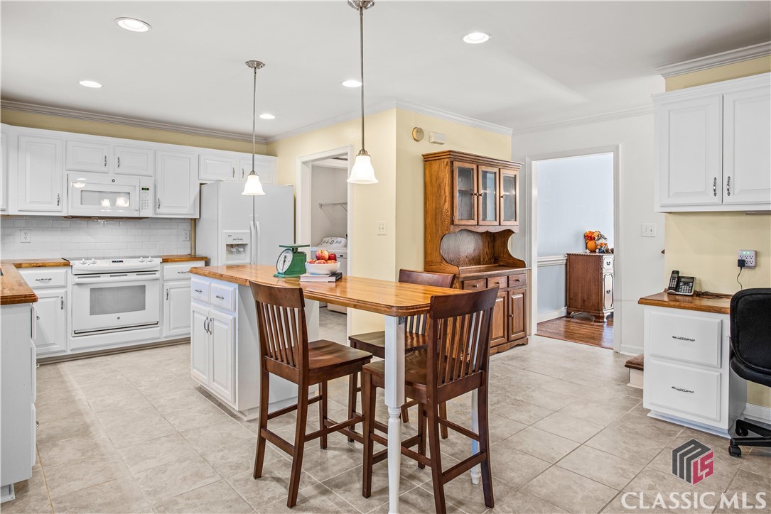 1091 Keeneland Drive