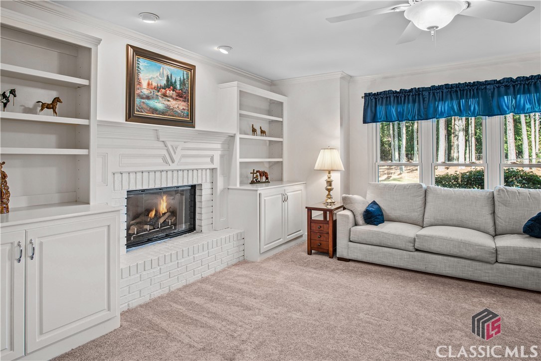 1091 Keeneland Drive