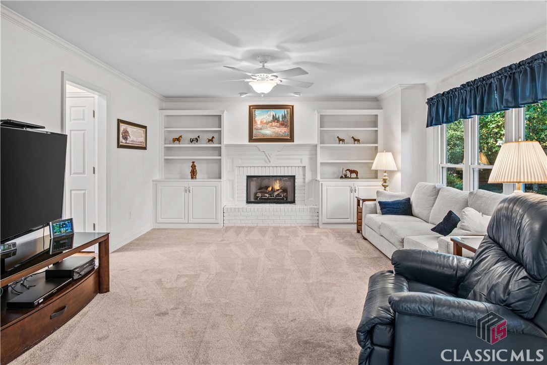 1091 Keeneland Drive