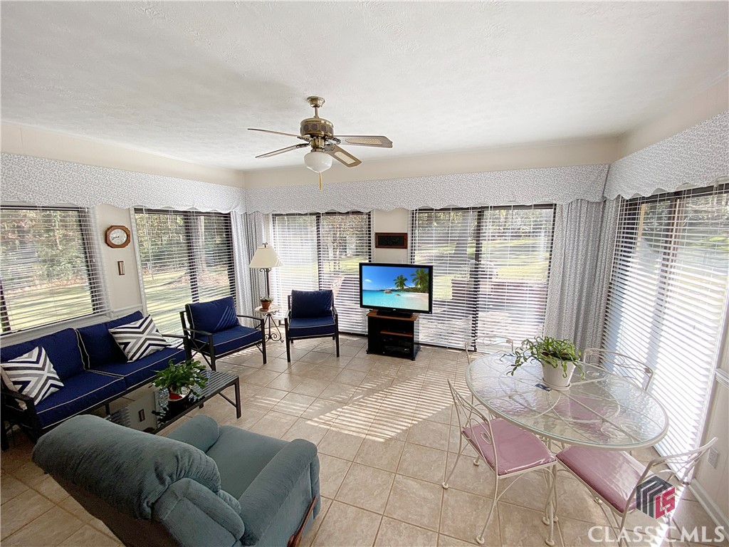 330 Quailwood Drive
