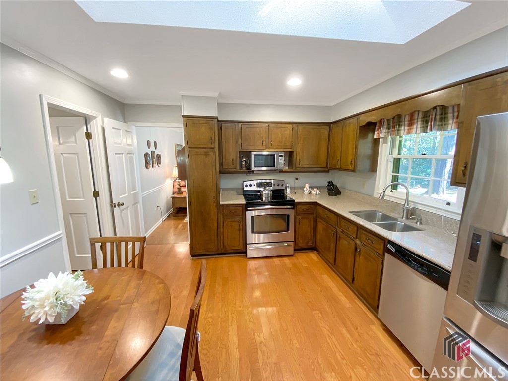 330 Quailwood Drive