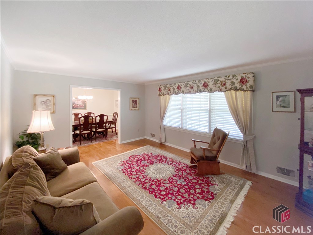330 Quailwood Drive