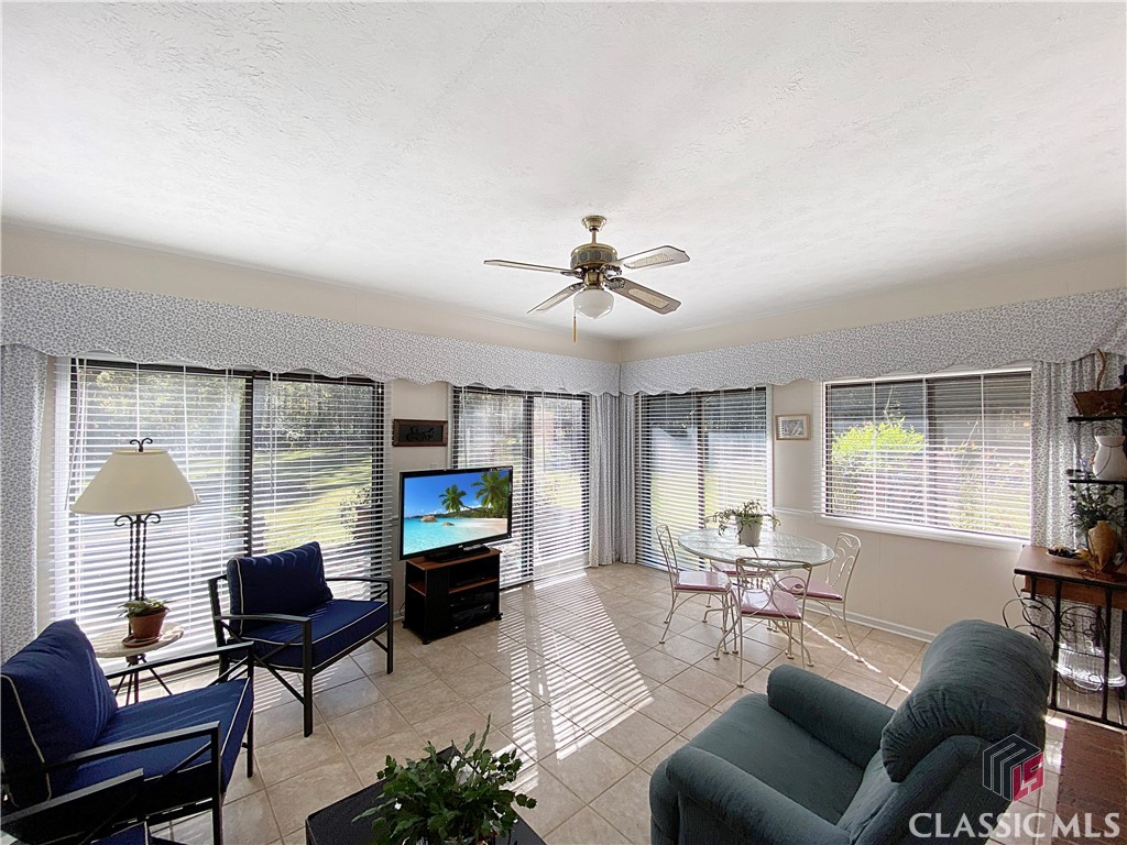 330 Quailwood Drive