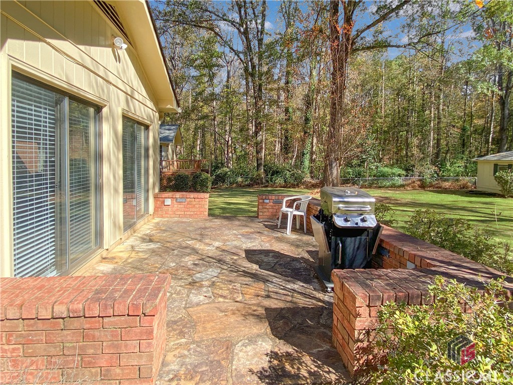 330 Quailwood Drive