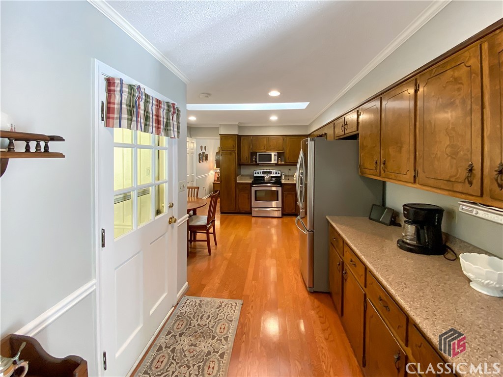 330 Quailwood Drive