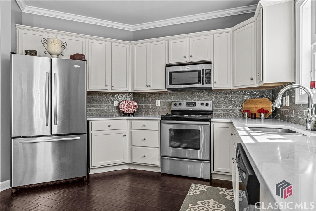 1131 Brookshire Drive