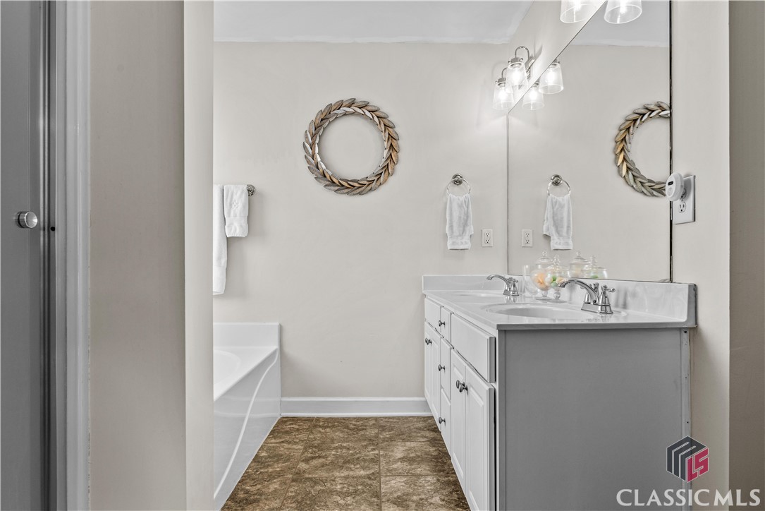 1131 Brookshire Drive