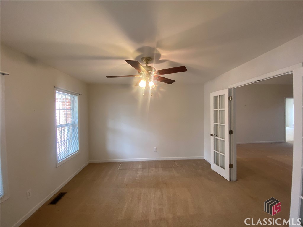 135 Devereux Drive